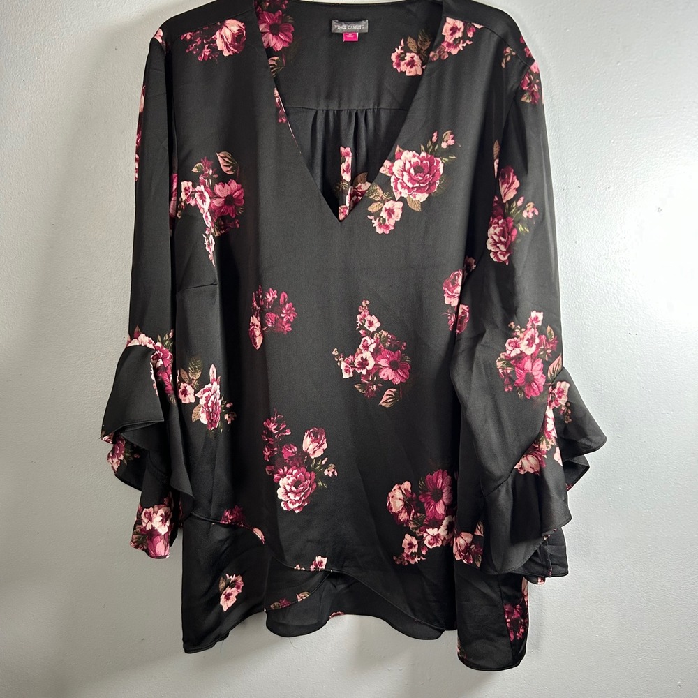Vince Camuto Womens 2X Black Pink Floral V-Neck Ruffle Sleeve Blouse Top‎